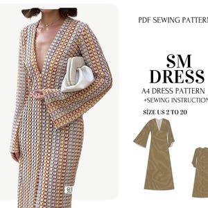 以下が含まれることがあります： ベージュ、イエロー、パープルのパターン柄の長袖Vネックドレス。モデルは白いクラッチバッグを持っています。右側のテキストは「SM DRESS」と「SIZE US 2 TO 20」です。ドレスパターンはUSサイズ2〜20で利用できます。