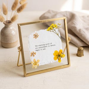 Vintage Schreibmaschine Zitat Rahmen, elegante gepresste Blumen Wandkunst, minimalistische personalisierte Liebesbrief Wohnkultur, einzigartige Blumenkunst