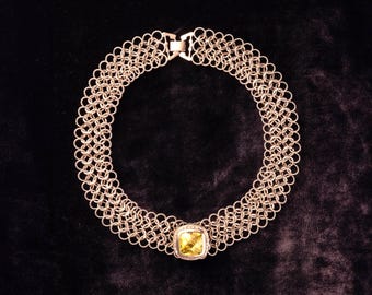 Gargantilla vintage de malla metálica de los años 80 con piedra citrina.