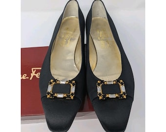 Salvatore Ferragamo Black Silk Satan Gold Gem Buckle Eve Narrow 9 B 350