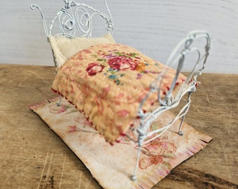Shabby chic mini French Bed ornament wire art sculpture with vintage French linen and pink floral quilt