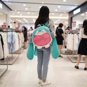 Kawaii anime bag worn as a hatsune miku backpack for daily outings