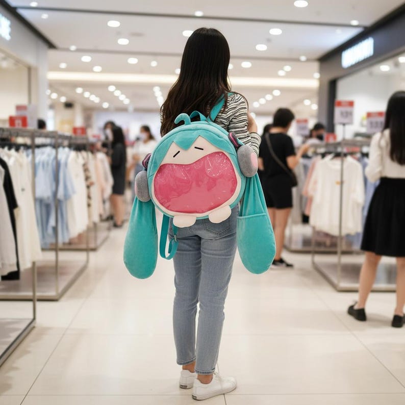 Kawaii anime bag worn as a hatsune miku backpack for daily outings
