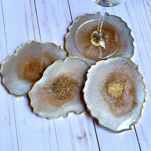 Unique Geode Shape Resin Coasters,  Agate Coaster, Geode Tray, Resin Tray, White, Brown and Gold Geode Coaster, Gold Tray, House Chic decor