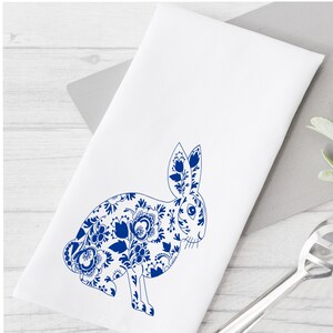 Bunny Kitchen Towel, Easter Chinoiserie Bunny Towel, Personalized Kitchen Towel, Easter Bunny Towel, Cute Spring Easter Towel, Easter Gifts