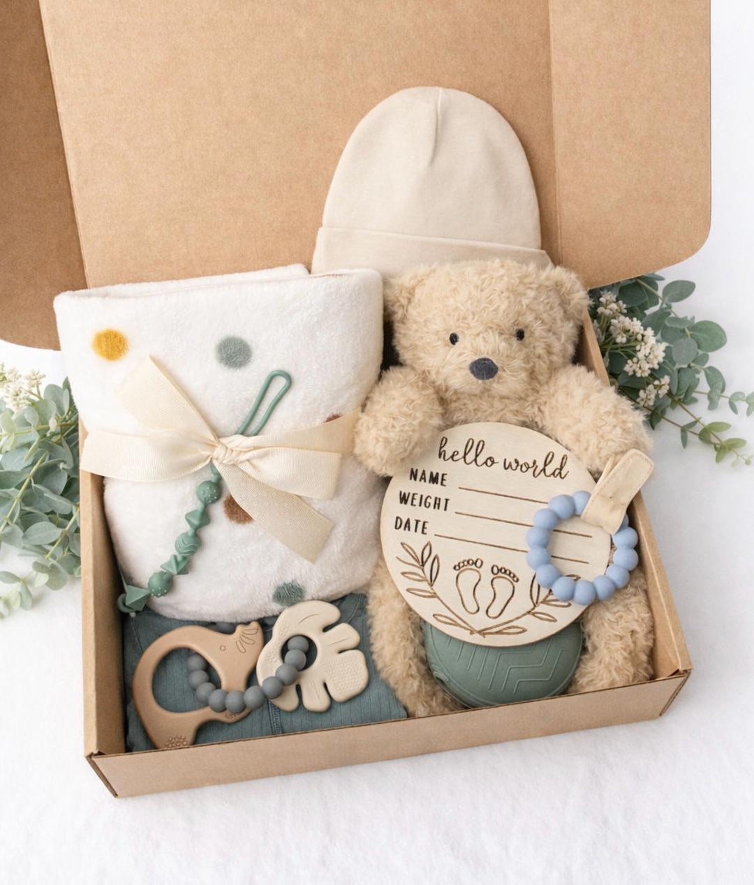 Neutral Baby Gift Box Free Personalized Birth Stats Announcement Disc neutral-baby-gift-box-free-personalized-birth-stats-announcement-disc