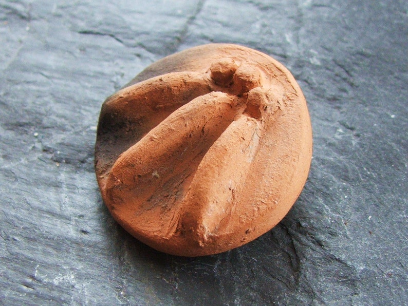 Smoke Fired Ceramic Terracotta Awen Brooch Pin, Unisex Brooch Pin, Sculptural Brooch Pin, Awen Jewellery, Pagan Pin, Druid Pin image 3