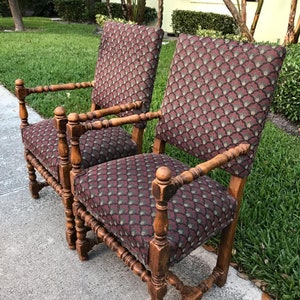 Pair Of Authentic Antique Jacobean Late 1600&#39;s Chairs, Pegged With Bulbous Turnings / Rock Solid
