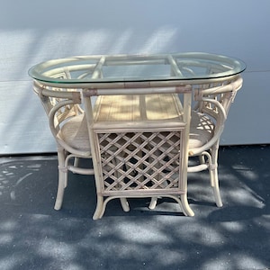 Vintage Cream Color Rattan Bistro Honeymoon Dining Set