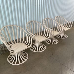 Set Of 4 Aluminum Herbert Saiger For Woodard Tulip Patio Chairs Optional Table