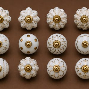 Set of 12 White Ceramic Cabinet Knobs Floral Drawer Pulls Gold Accent Dresser Knobs Vintage Furniture Hardware Kitchen Cupboard Handles