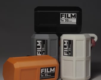 3D-Printed 35mm Film Canister/ Boîte à Pellicule 35mm Imprimée en 3D