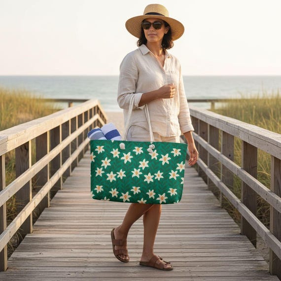Weekender Bag: Cream Rope Handles, Durable Spun Polyester - Casual Travel