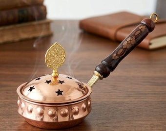 Handgemachter Weihrauchhalter aus Kupfer,mit einem speziell gravierten Holzgriff