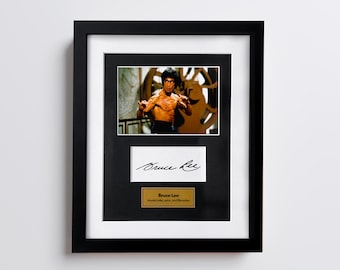 Bruce Lee Autograph Photo – Signed Photo Facsimile