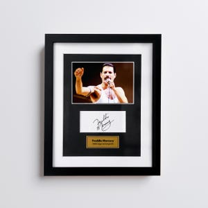 Freddie mercury autographs - Etsy 日本