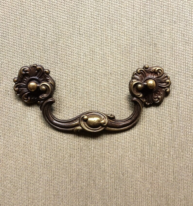 6 Vintage Keeler Brass French Provincial Ornate Drawer Pulls 6 1//2/" across