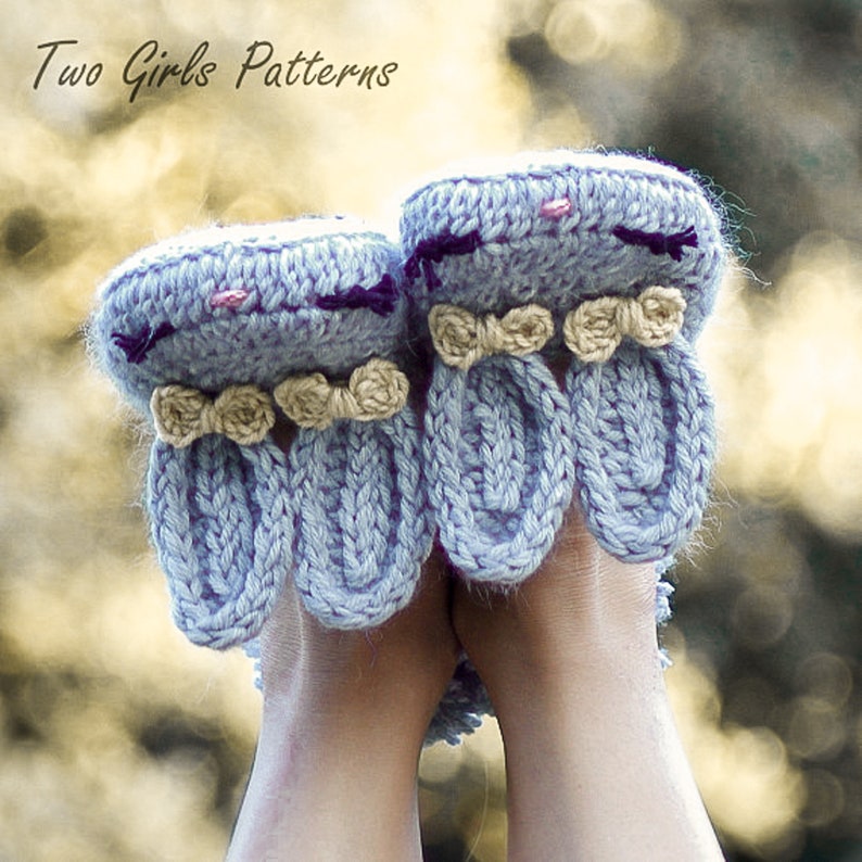 Women's Slippers The Classic Year-Round Bunny House Slipper PDF crochet pattern Women's sizes 5 10 Pattern 212 Instant Download kc550 image 1