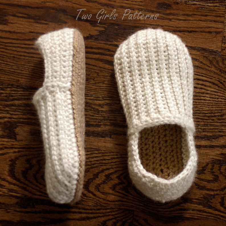 Crochet Pattern for Mens House Shoes the Lazy Day Loafers Crochet Pattern 105 Includes U.S. big boys sizes 3-7 and mens 8-13 L image 2