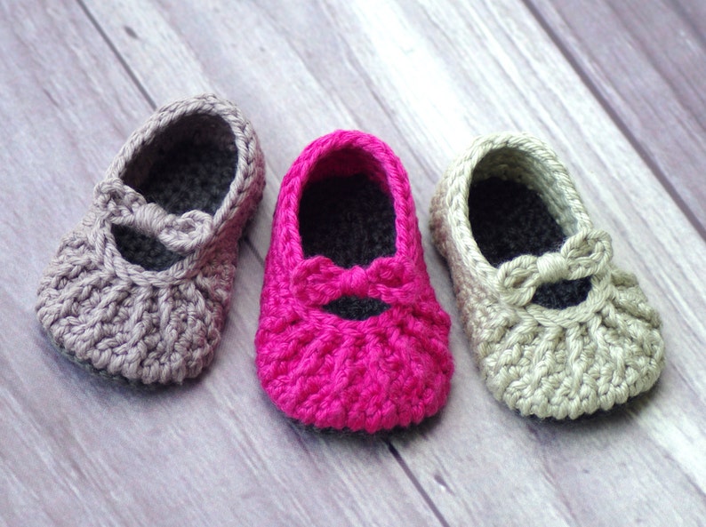 Crochet Pattern  210 Too Cute Mary Janes with easy gathering afbeelding 2