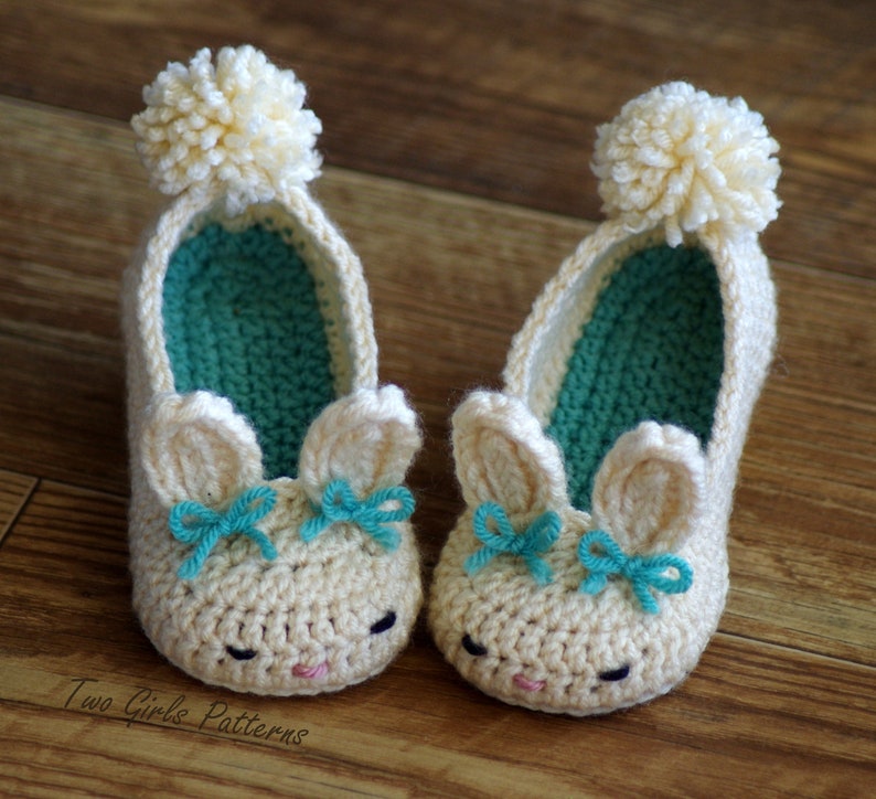 Toddler Bunny Slippers 214 Classic Bunny Slipper Crochet Pattern Childrens shoe Sizes 4 9 Number 214 Instant Download kc550 image 4