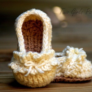 Baby Booties Crochet Pattern Ruffle Ballet Flats PDF Crochet Pattern Instant Download-  Pattern number 108 L