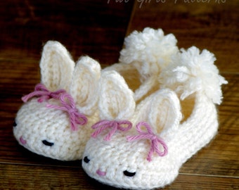 Crochet Pattern Baby Booties The Classic Year-Round Bunny House Slippers PDF Pattern - Pattern number 204 Instant Download  kc550