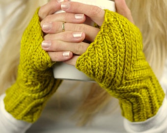 Crochet Pattern  - Everyday Fingerless gloves  - Knit look crochet - 8 sizes - Baby toddler child adult - Instant Download - Unisex kc550