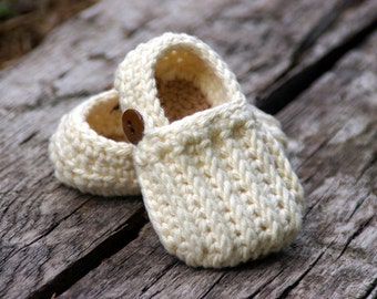 Baby Booties Crochet Pattern Easy  On Loafers - Knit look crochet - Crochet Pattern 104 - Instant Download L