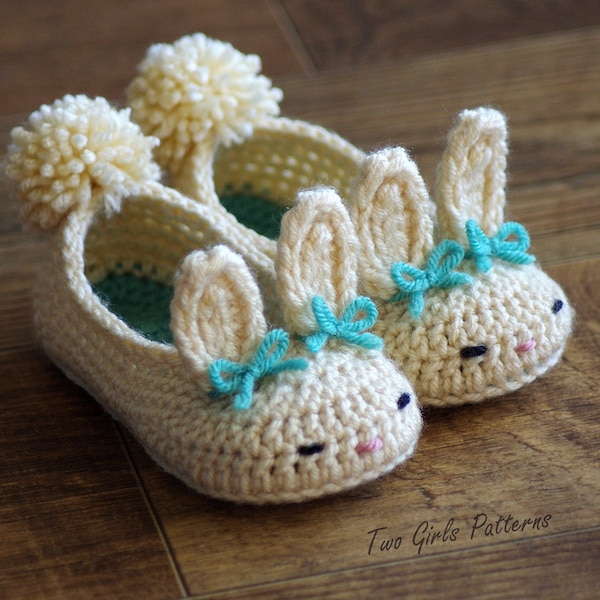 Toddler Bunny Slippers The Classic Bunny Slipper Crochet Pattern - Childrens shoe Sizes 4 - 9 - Number 214 Instant Download  kc550