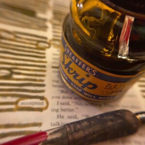 Blackout Poetry Pages: Vintage Book Paper Writing Supply