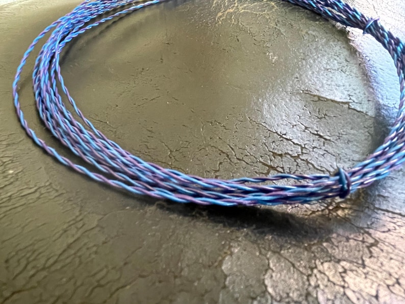 5 yards de fil téléphonique Ma Bells, calibre 24 AWG, vers 1981 Twin Wire - blue/violet (coming soon)