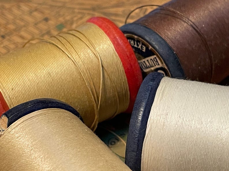 Hilo para botones y alfombras de alta resistencia: Cordón utilitario vintage resistente, 5 yardas. Mustard Gold