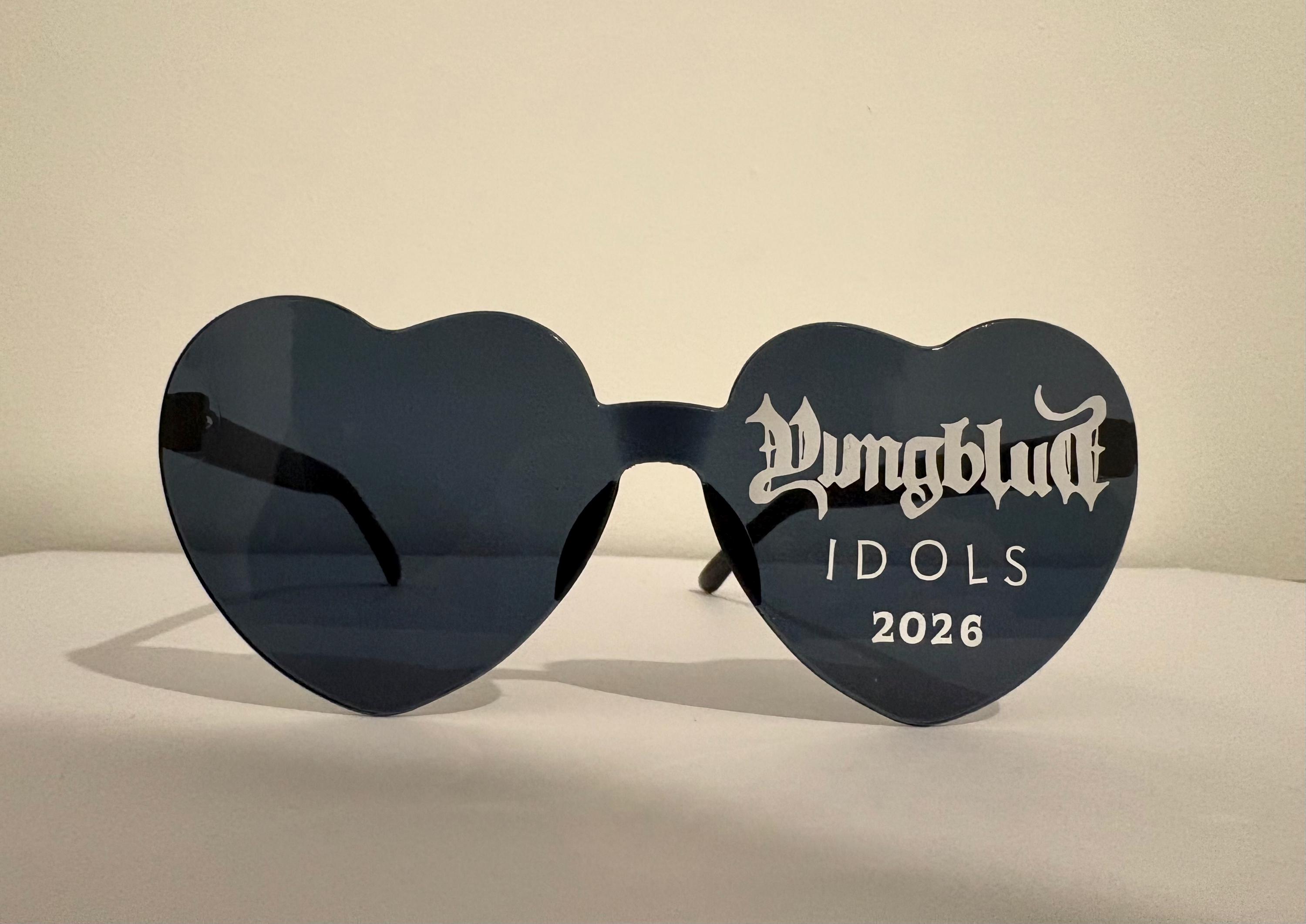 Black Heart Glasses - Etsy UK display picture 2