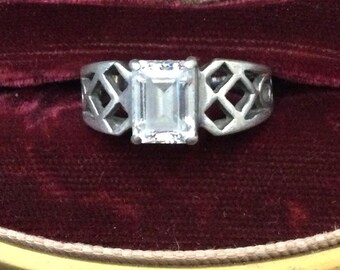 Vintage 925 Sterling CZ Ring US Size 7 3/4