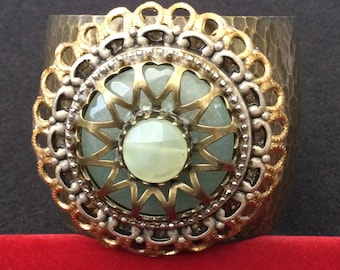 Ollipop USA Signed Vintage Goldtone Floral Style Cuff Bracelet