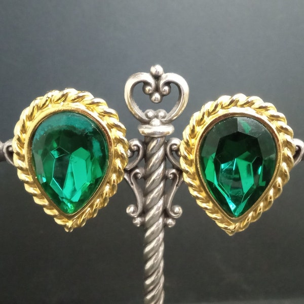 Vintage Green Glass Tear Drop Clip On Earrings, 1970's 1980's Jewelry