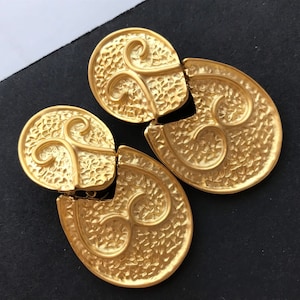 Vintage Matte Goldtone metal chunky new old stock clip on statement earrings 1980s 1990s