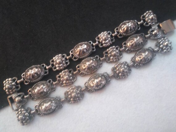 Wide chunky bracelet, vintage silvertone ornate m… - image 3