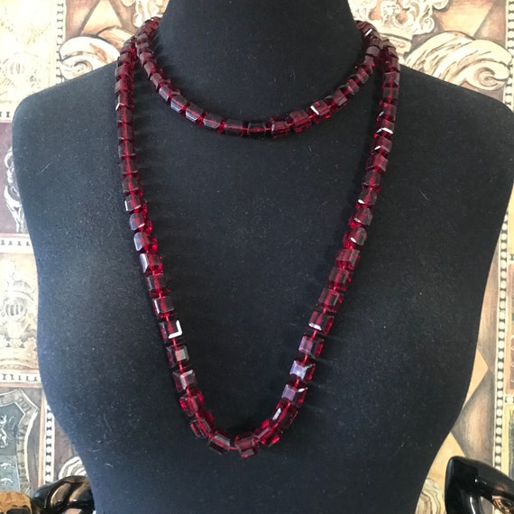 Very 50 Inches long red Beaded flapper style neck… - image 7