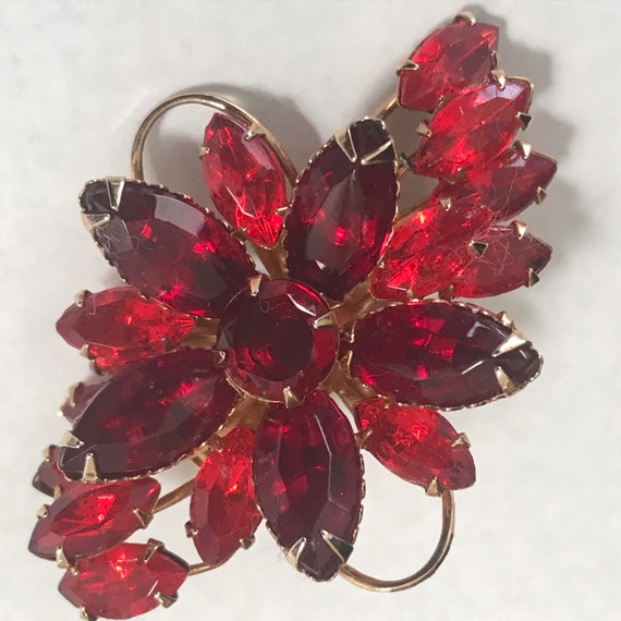 Juliana style red rhinestone floral large brooch,… - image 3