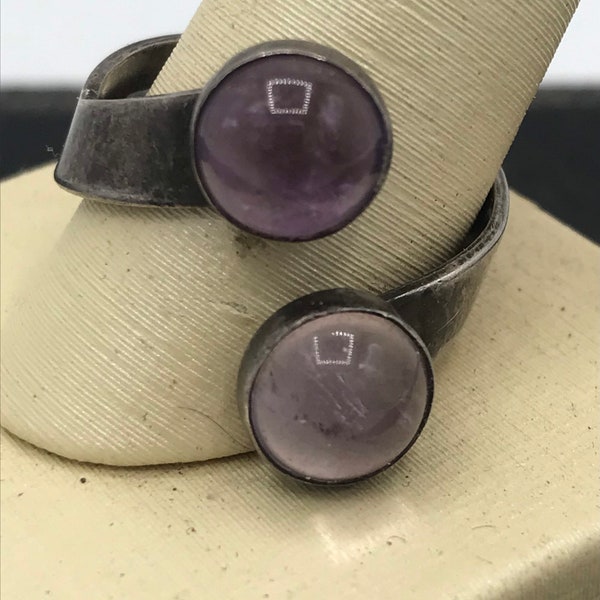 Purple Glass Stone Silver Sterling Chunky Wrap Around Mexican Style By Pass Ring - High End Collectible 1940s Jewelry Size 8 1/2