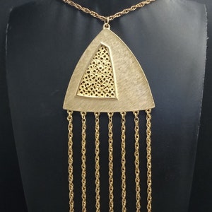 Vintage Gold Tone Fringe Tassel Pendant Necklace 1960&#39;s 1970&#39;s