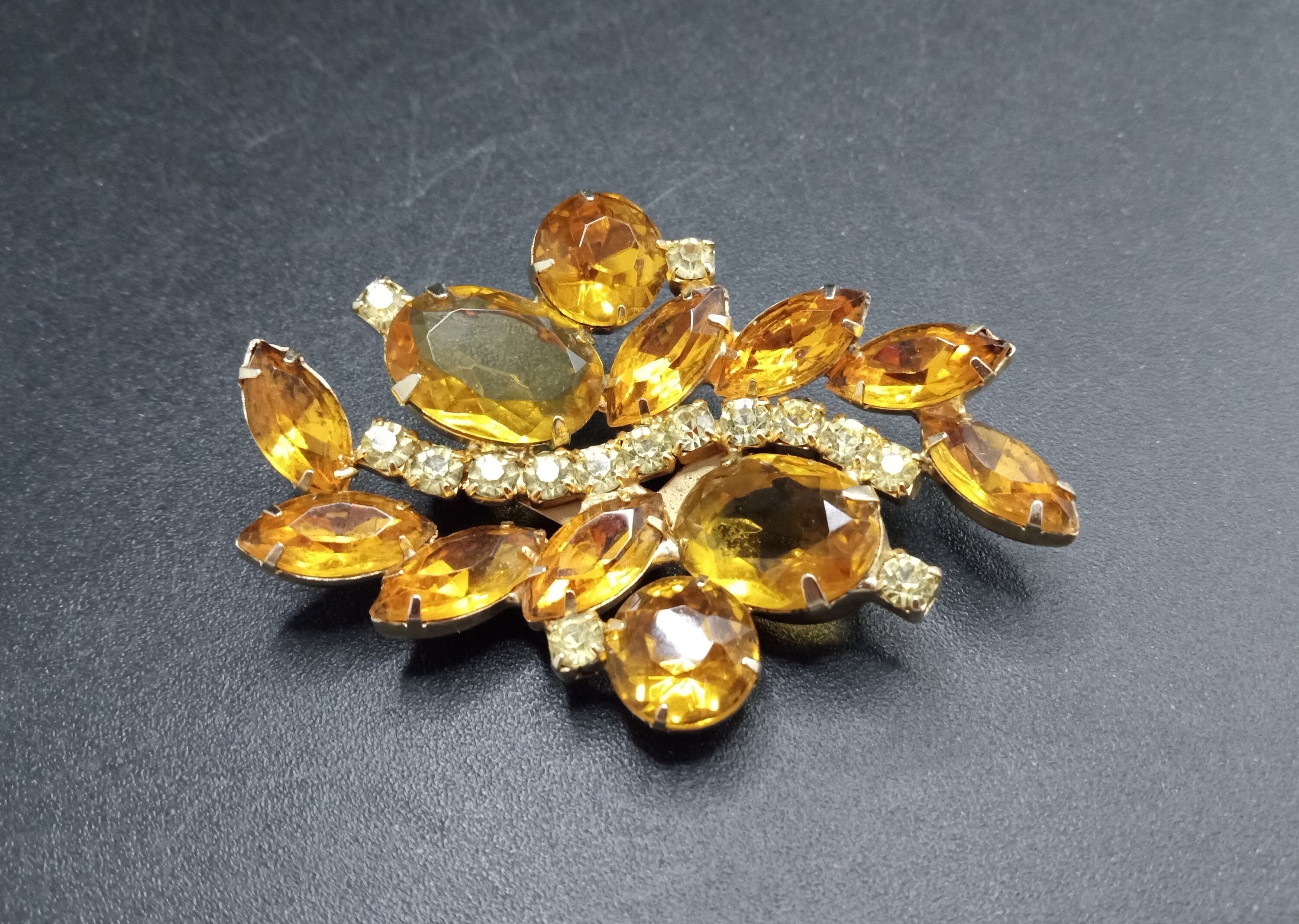 Vintage High End Brooch Rhinestone Pin 1950's 1960's