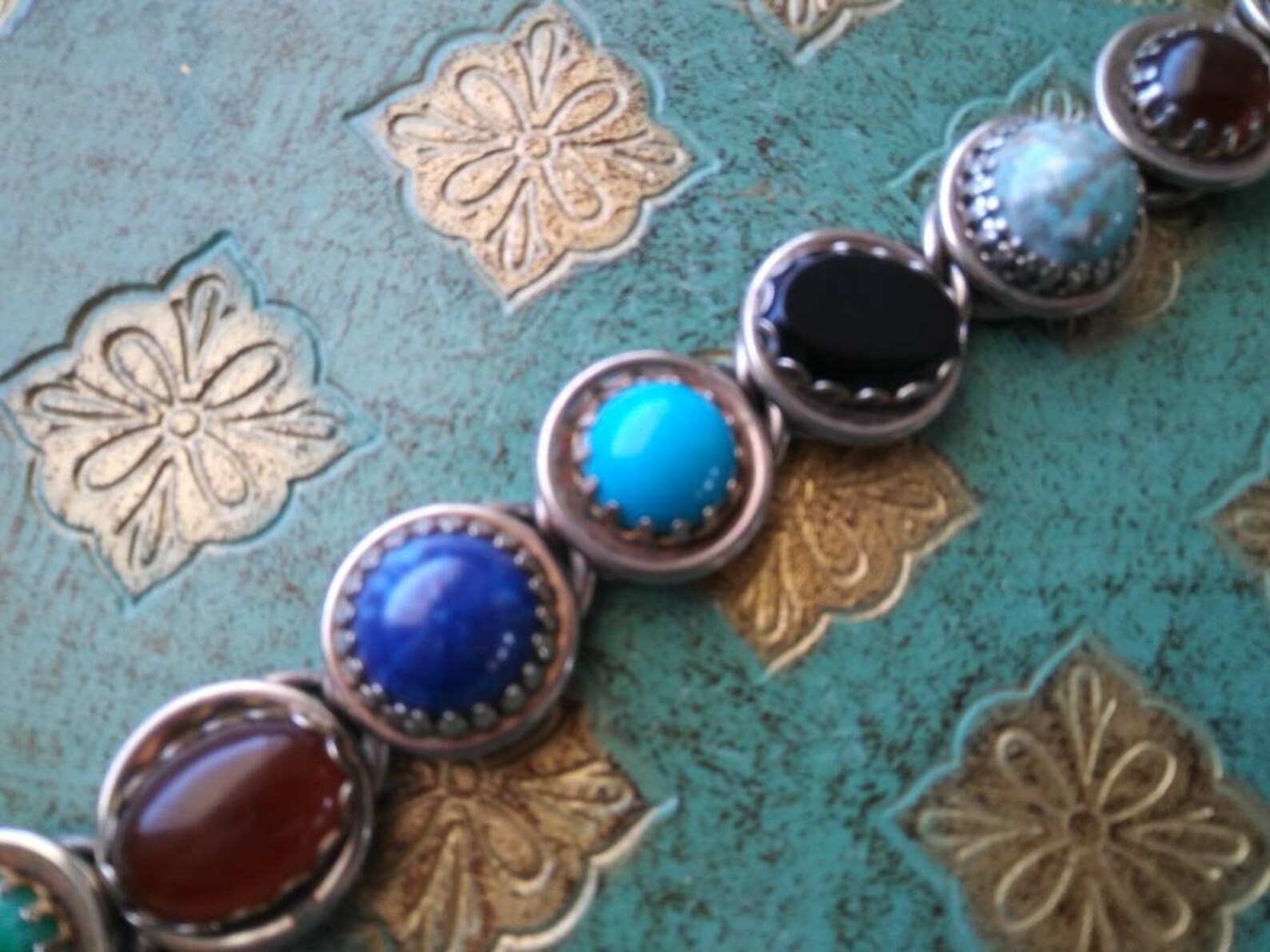 Colorful vintage glass stone bracelet chunky Aqua black blue Etsy