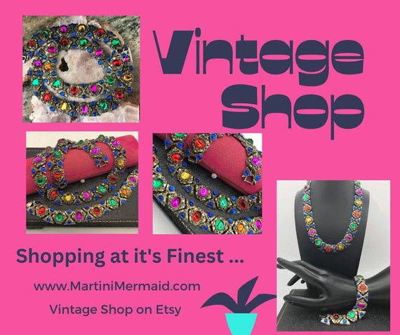 Vintage White Plastic Dangle Drop Statement Clip … - image 7