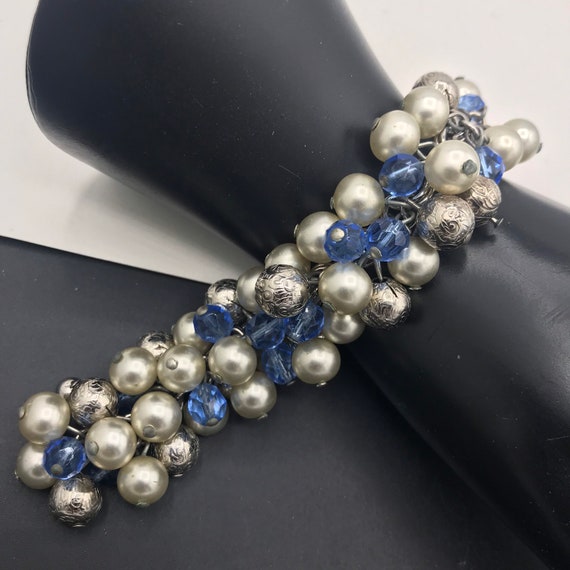 Vintage Bracelet Pearl grey beaded Lucite chunky … - image 2