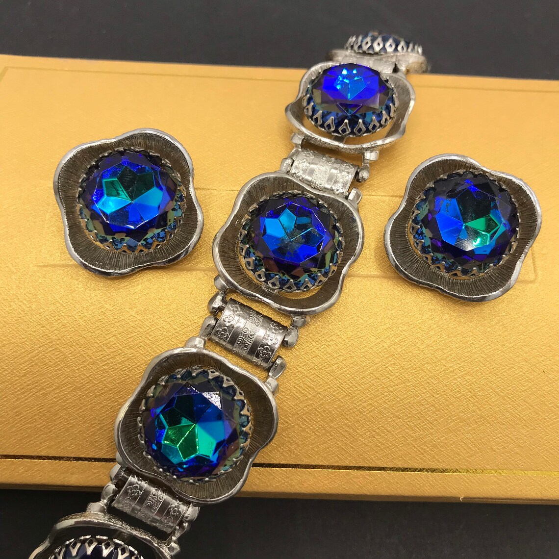 Simply Stunning Blue Heliotrope Rhinestone Bracelet Earring Jewelry Set ...