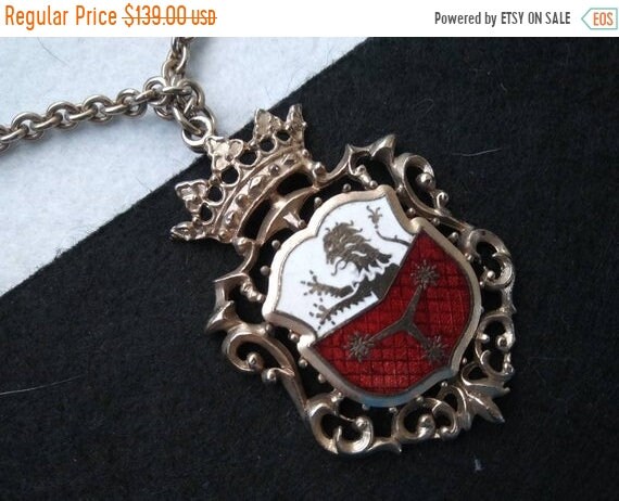 Vintage Crown lion dragon coat of arms Crest Shiel