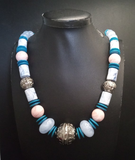 Vintage Blue & Pink Lucite Chunky Necklace 1960's 